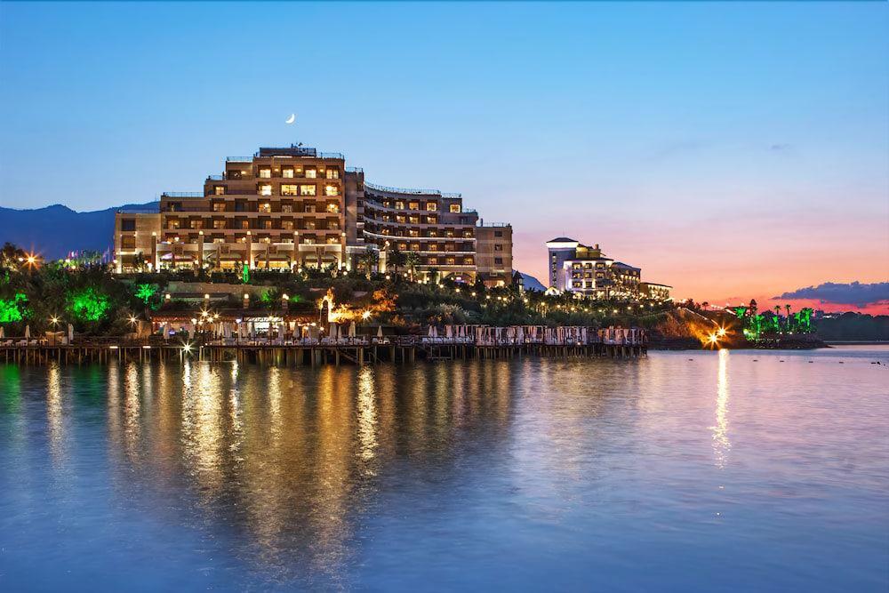 Merit Royal Hotel & Casino Karavas  Zewnętrze zdjęcie